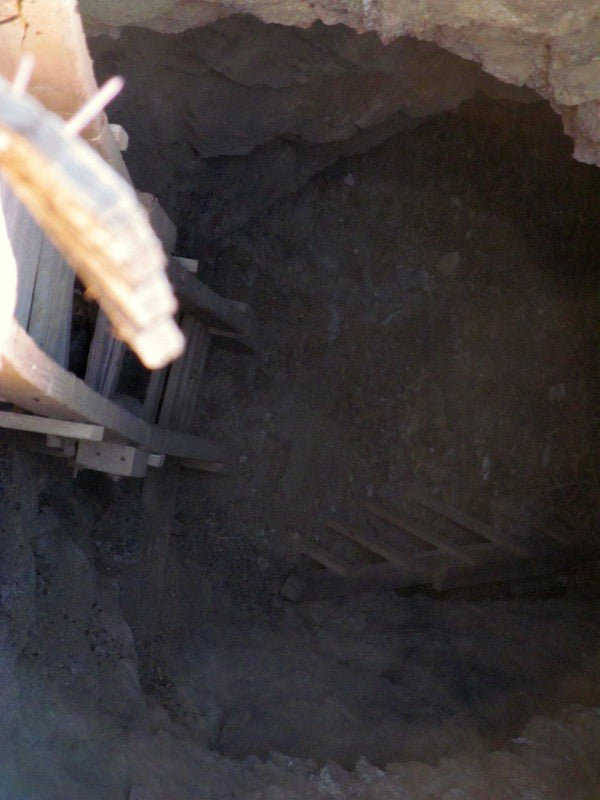 Mining Claim in Ivanpah CA, EXPOSED EXTENSION