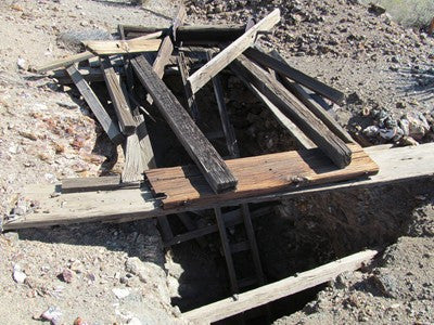 Mining Claim in Ivanpah CA, EXPOSED EXTENSION